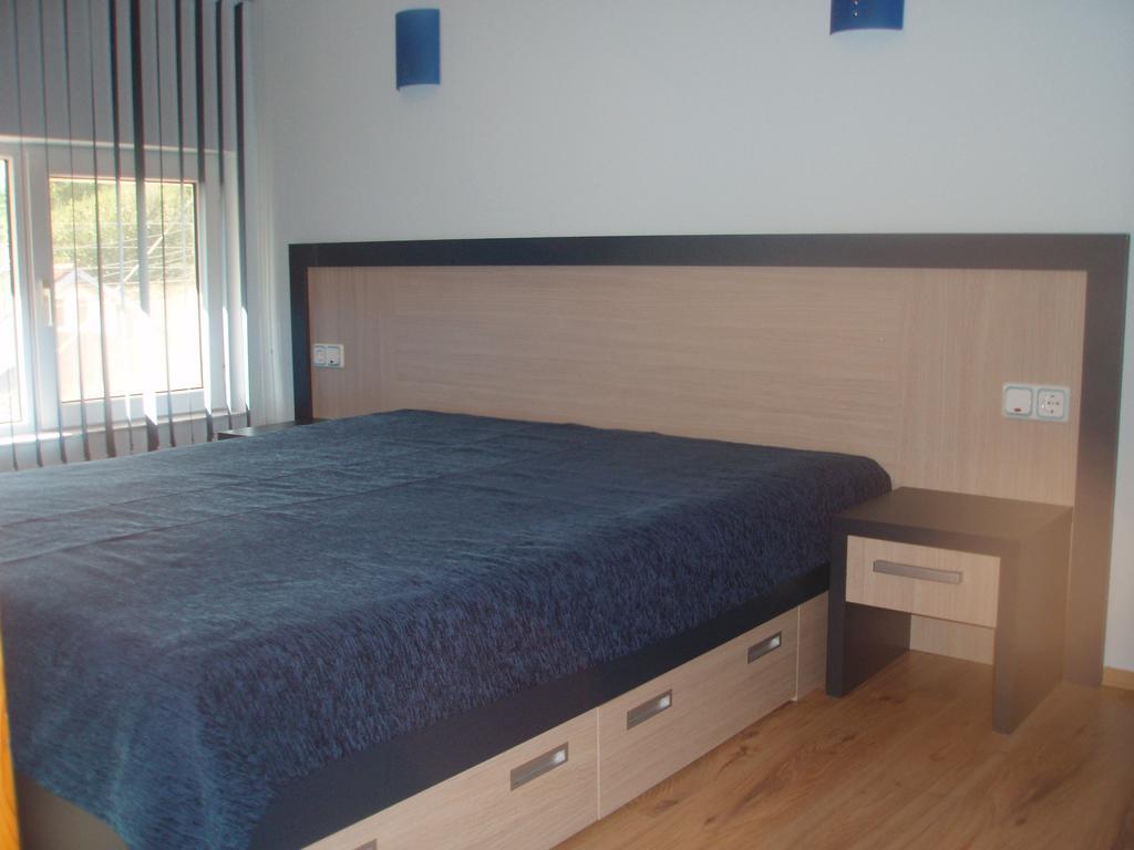 Mania Guest House Kalofer Habitación foto