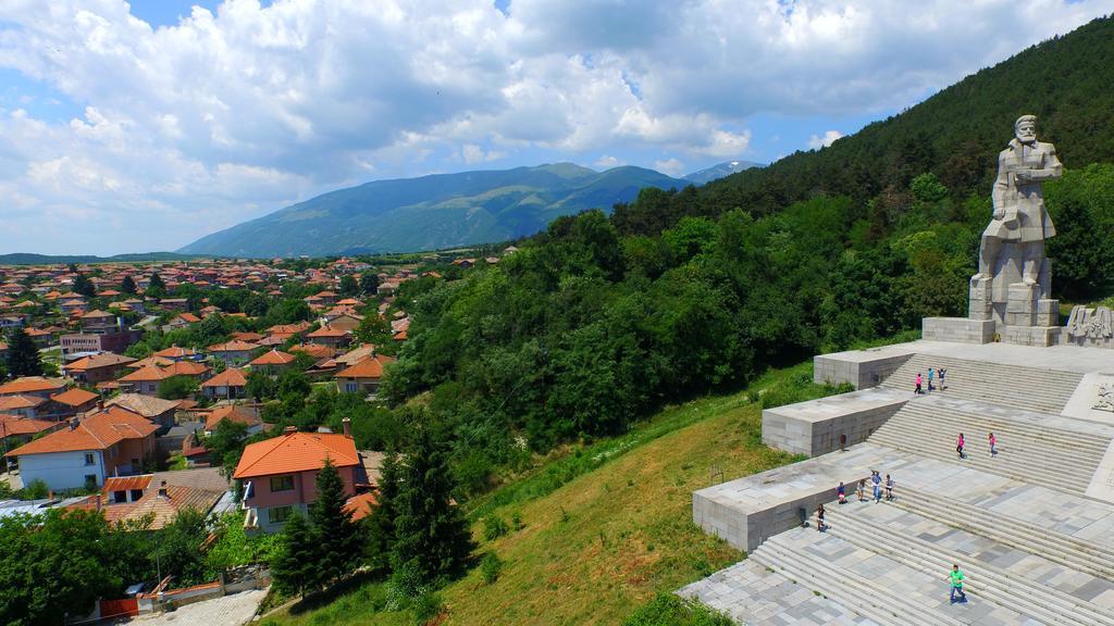 Mania Guest House Kalofer Exterior foto